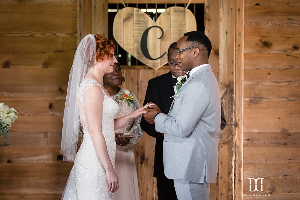 CobblestoneWeddingBarnPhotos-013