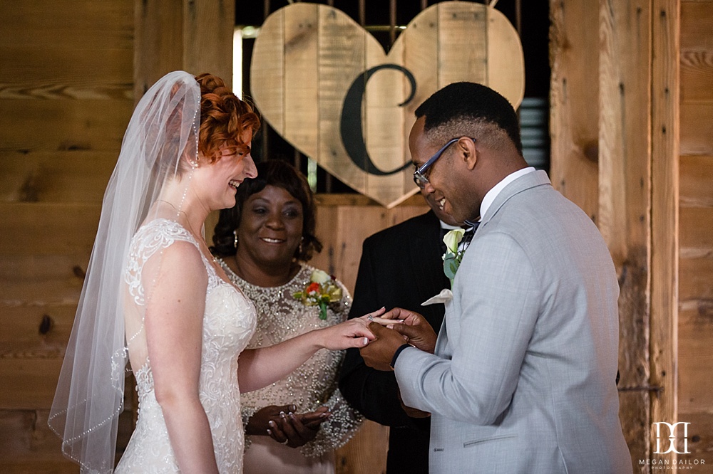 CobblestoneWeddingBarnPhotos-014