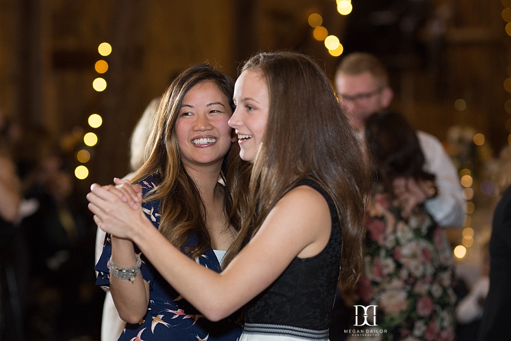 CobblestoneWeddingBarnPhotos-037