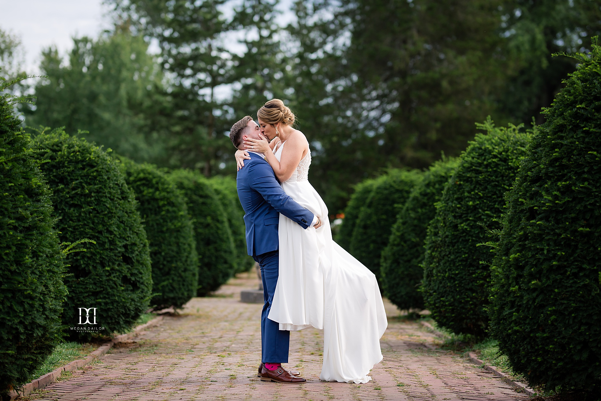 Sonnenberg Gardens Wedding Photos