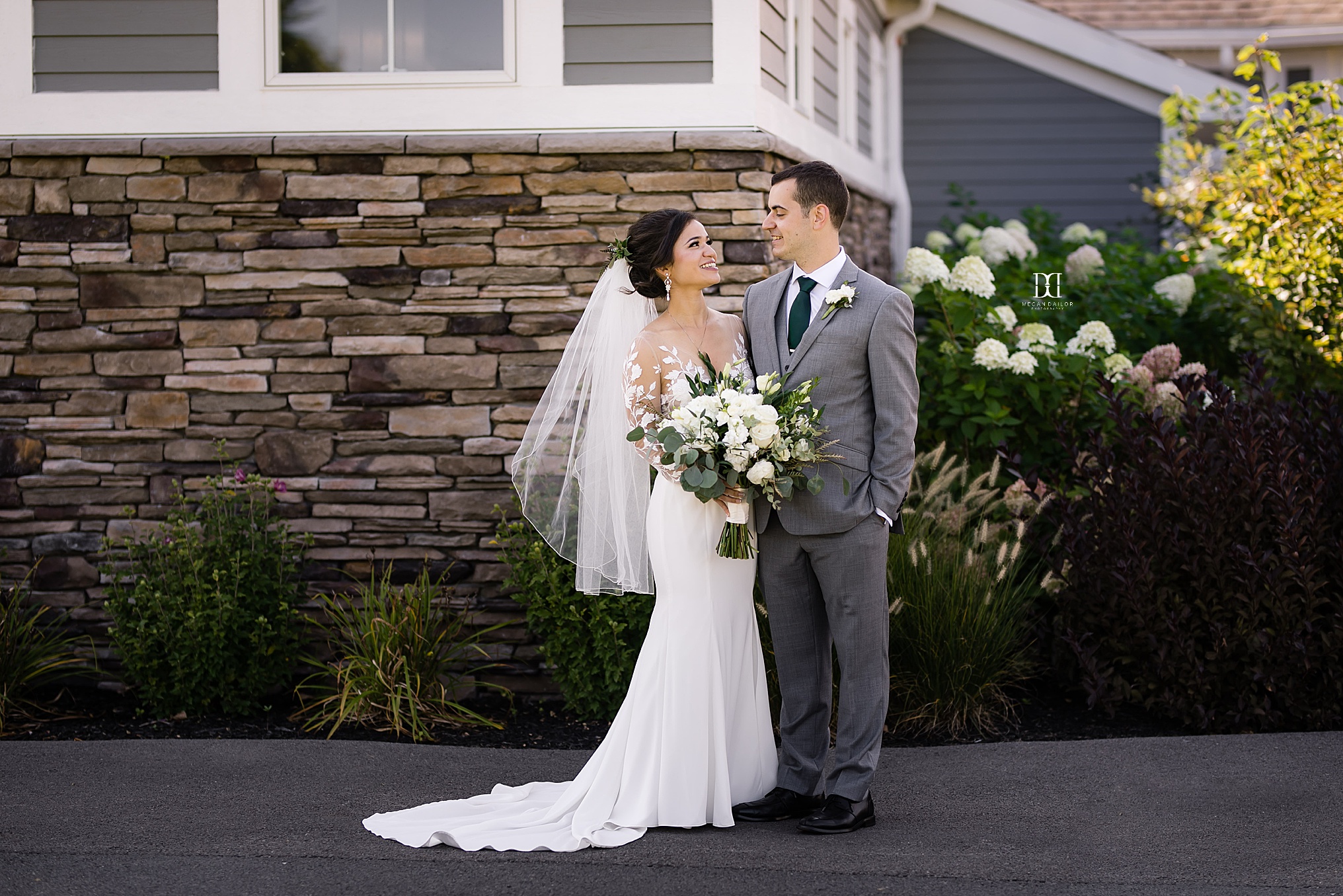 Canandaigua Country Club weddings