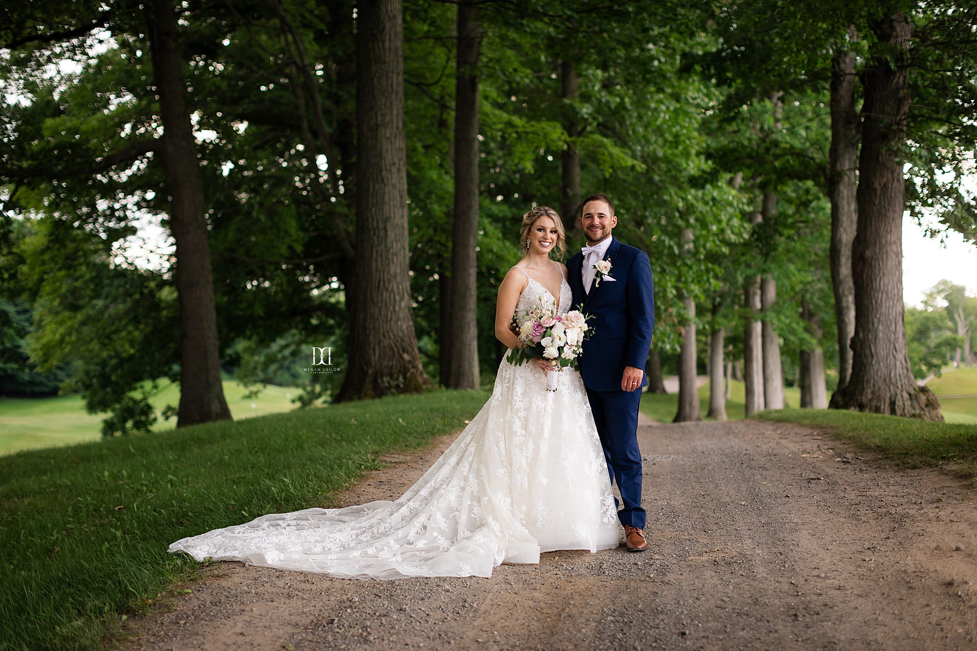 bride and groom irondequoit country club wedding photos