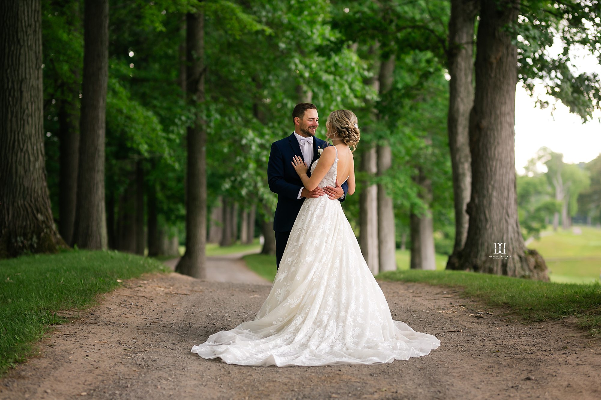 irondequoit country club wedding photos