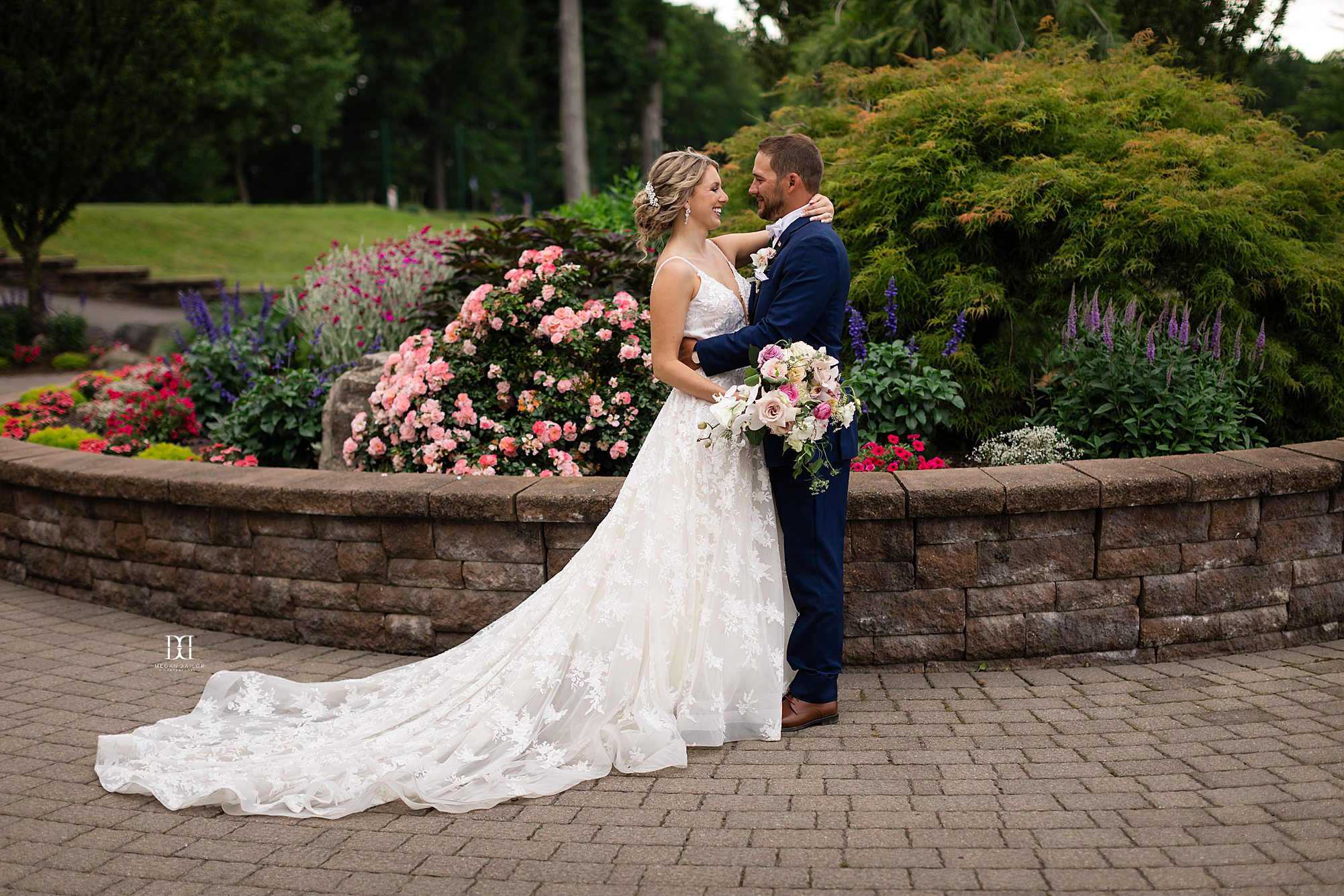 irondequoit country club wedding photos