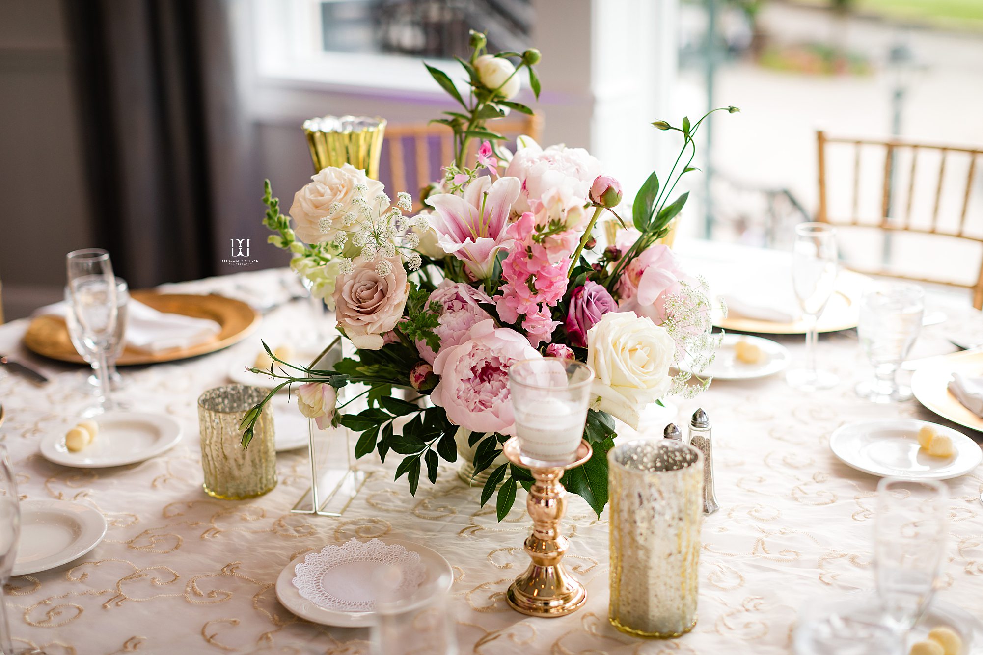 table decoration arrangement irondequoit country club wedding photos