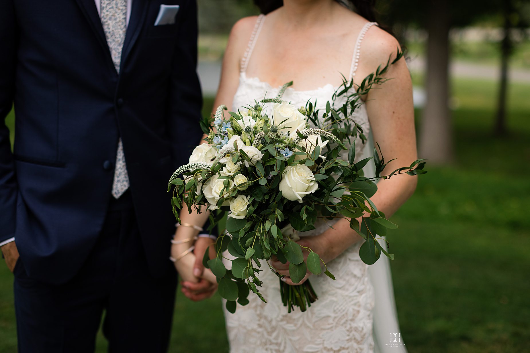 ravenwood weddings florals bouquet