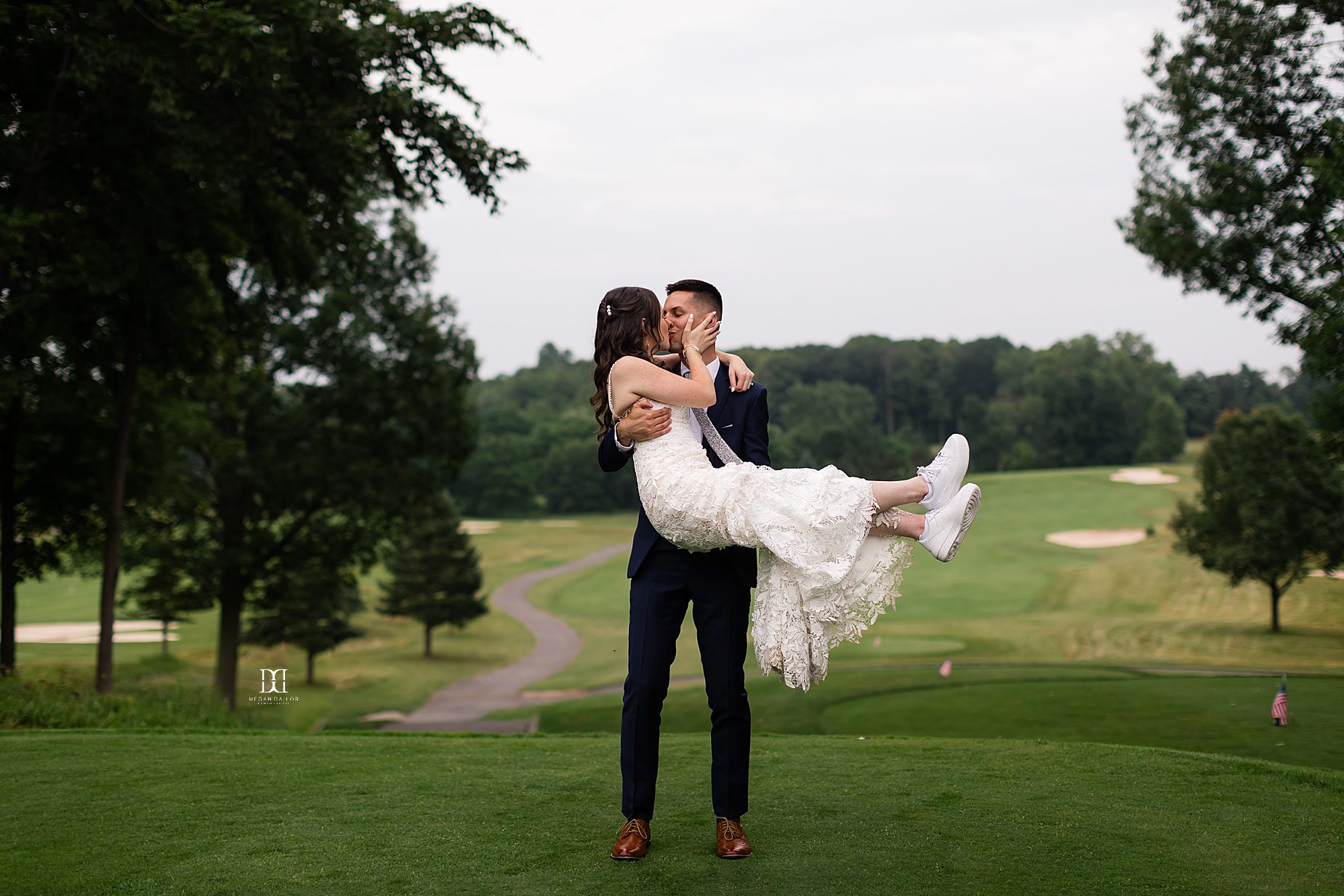 ravenwood weddings bride and groom