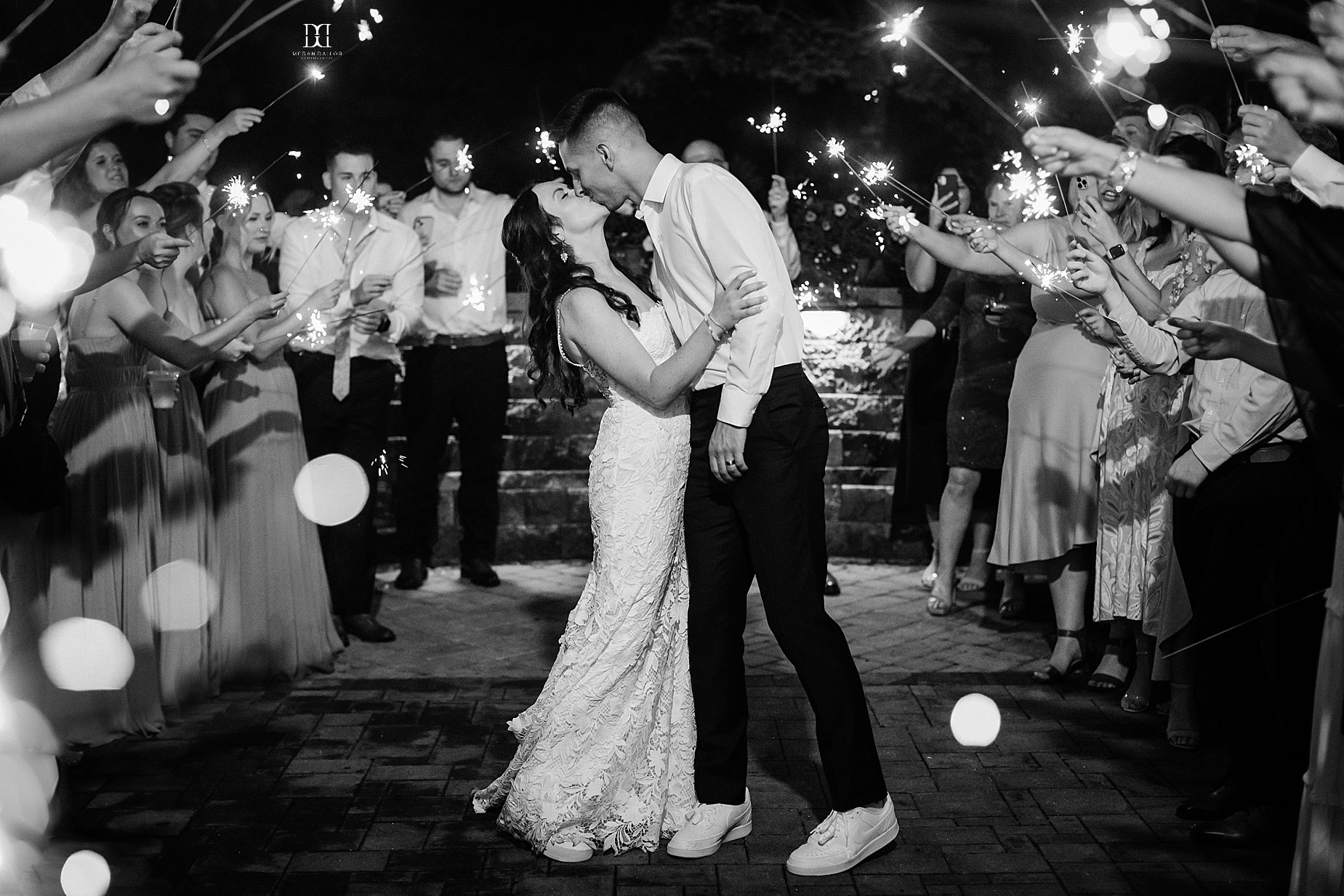 ravenwood weddings sparklers