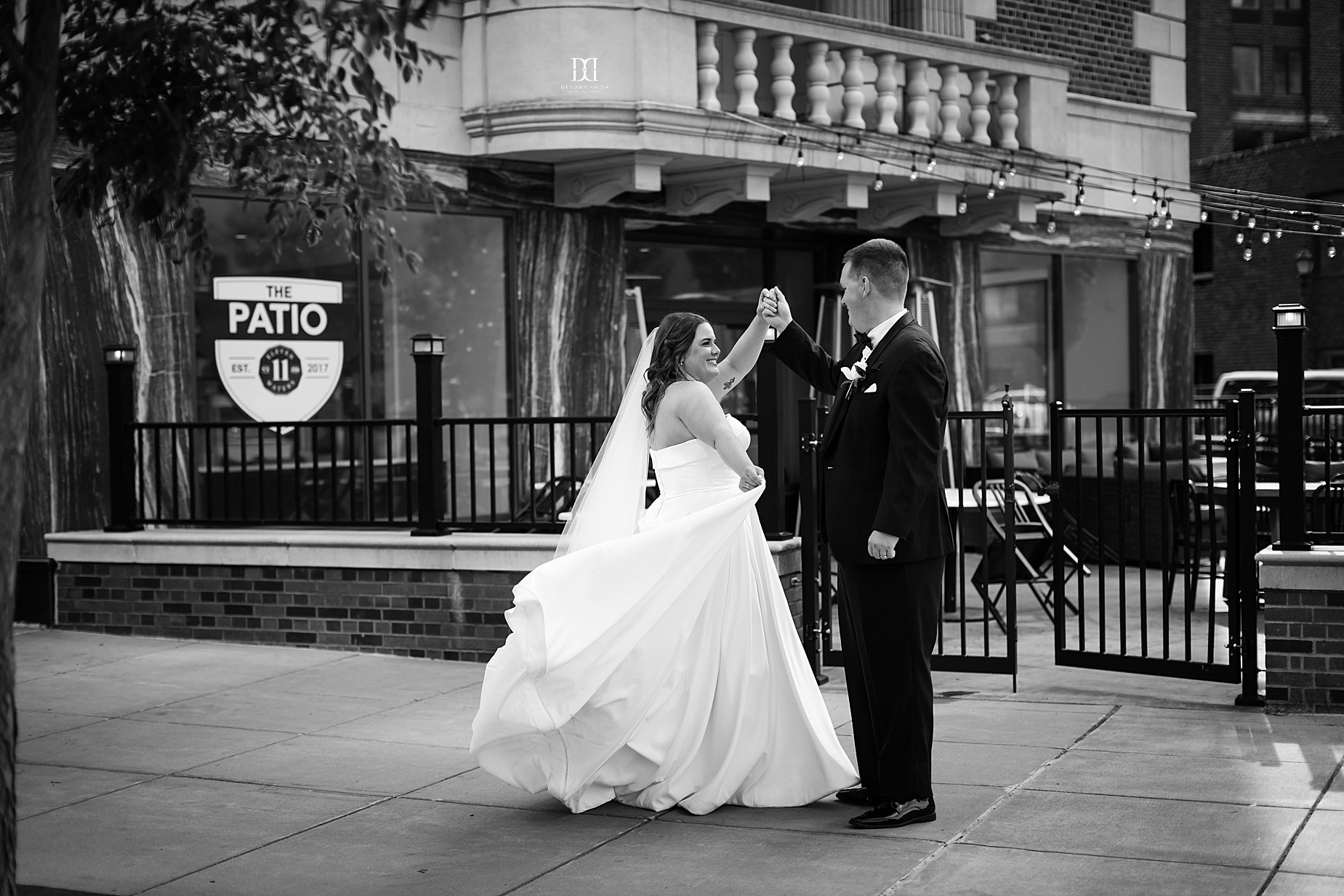 downtown bride and groom portraits. Syracuse wedding photographers